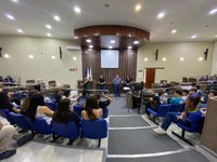 Câmara Municipal recebeu os alunos da Escola Ary Pimenta Bugelli 