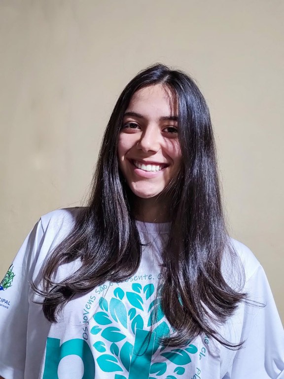 Júlia Beatriz Lima Júlia Beatriz Lima