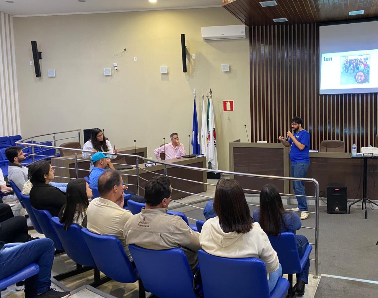 5º Café Empresarial promovido pela Associação Comercial e Empresarial de Itaú de Minas