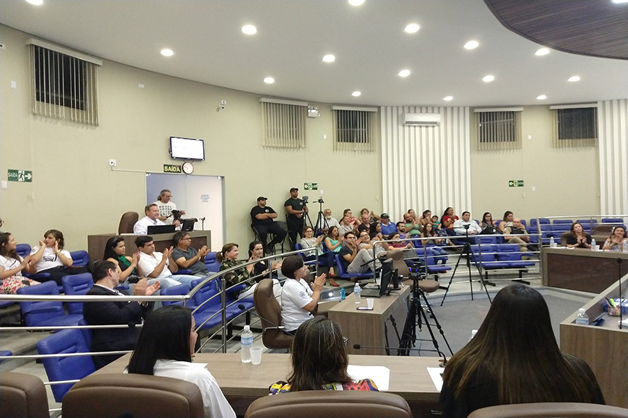 ESCOLA DO LEGISLATIVO REALIZA DEBATE COM CANDIDATOS AO CONSELHO TUTELAR