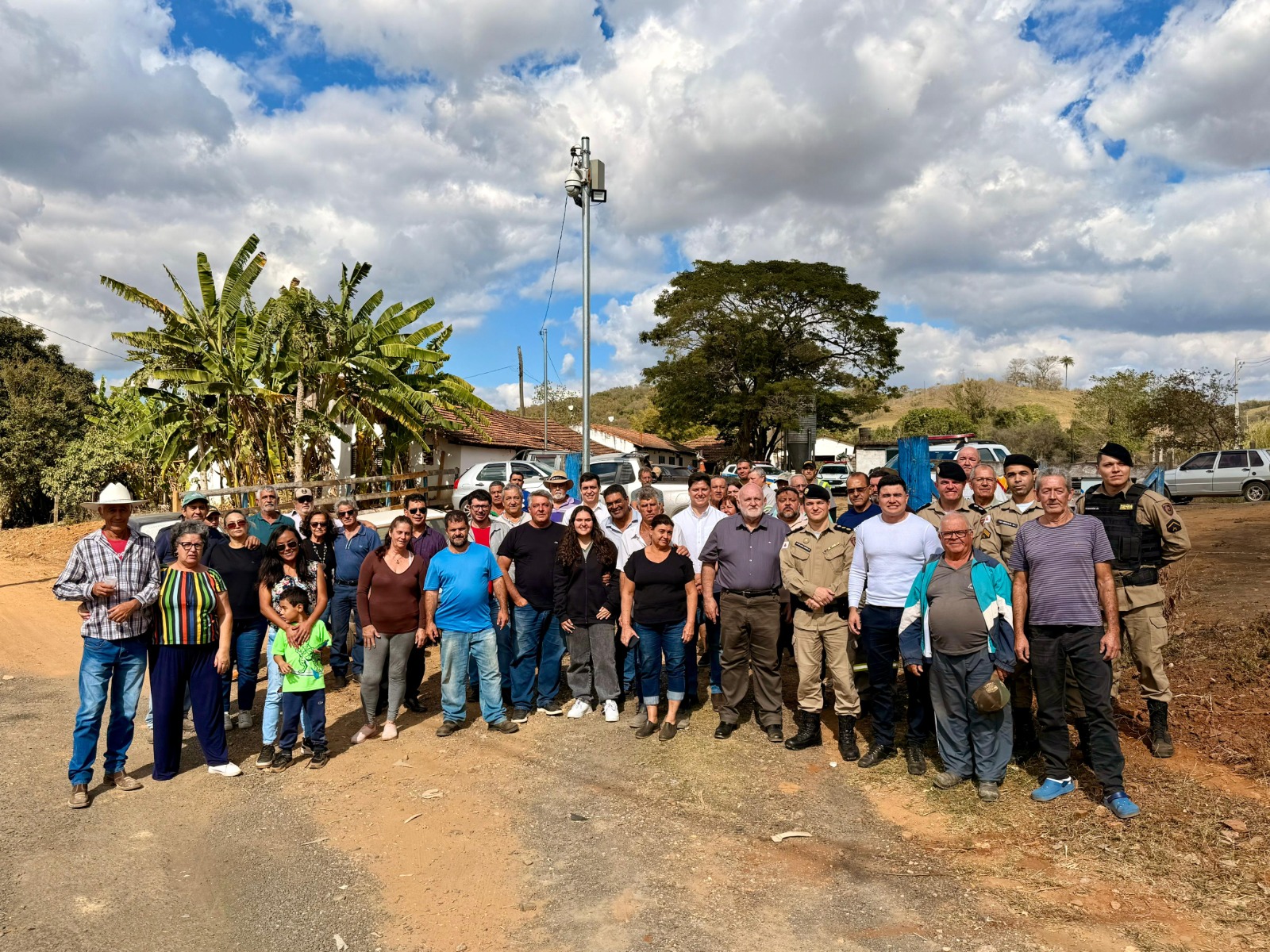  Inauguração do Sistema de Monitoramento de Câmeras de Segurança na região do Caras Altas.