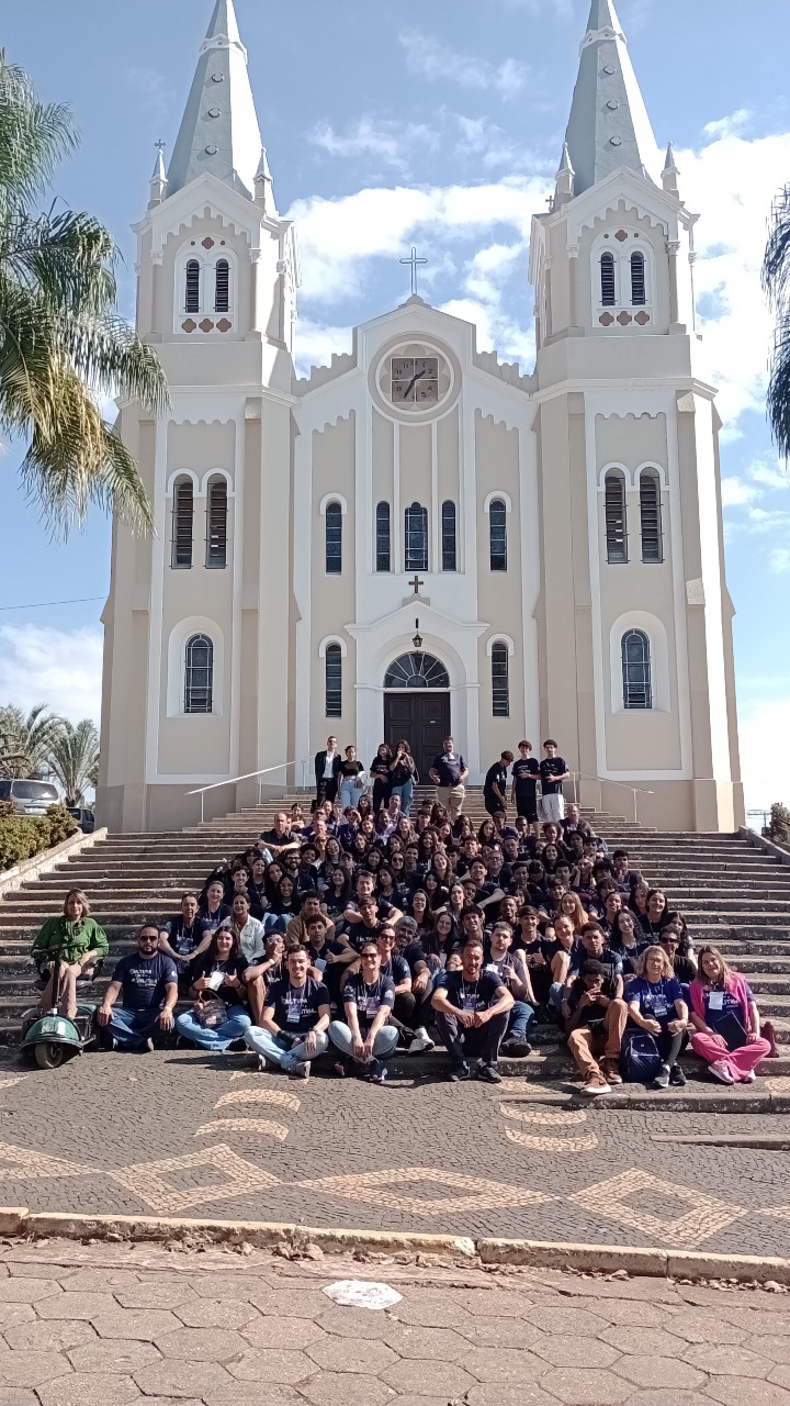 Plenária Microrregional do Parlamento Jovem em Pratápolis